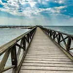 Sea Breeze In *